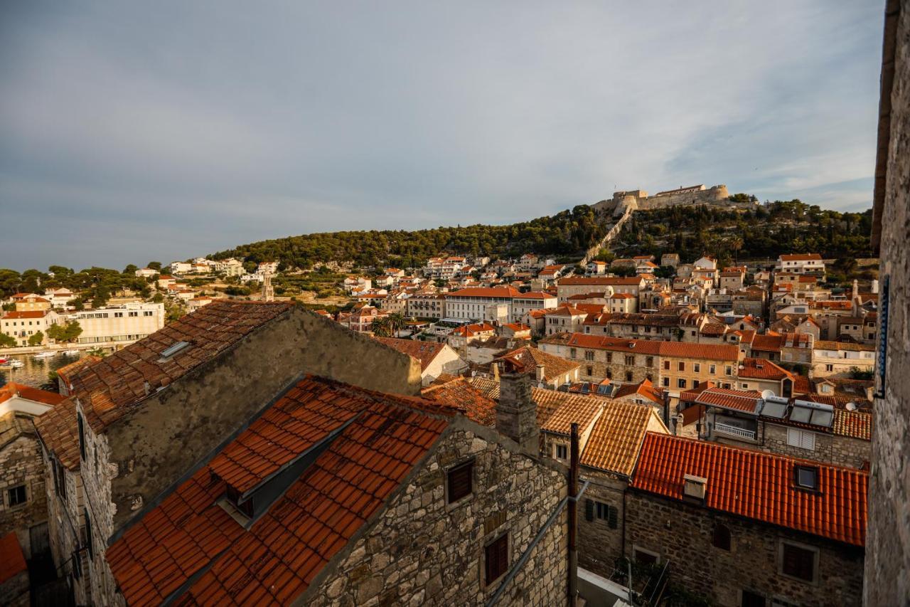 Hvar Old Dalmatian House Junior - Deck 3 Hvar Town