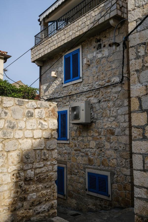 Hvar Old Dalmatian House Junior - Deck 3 Apartment *