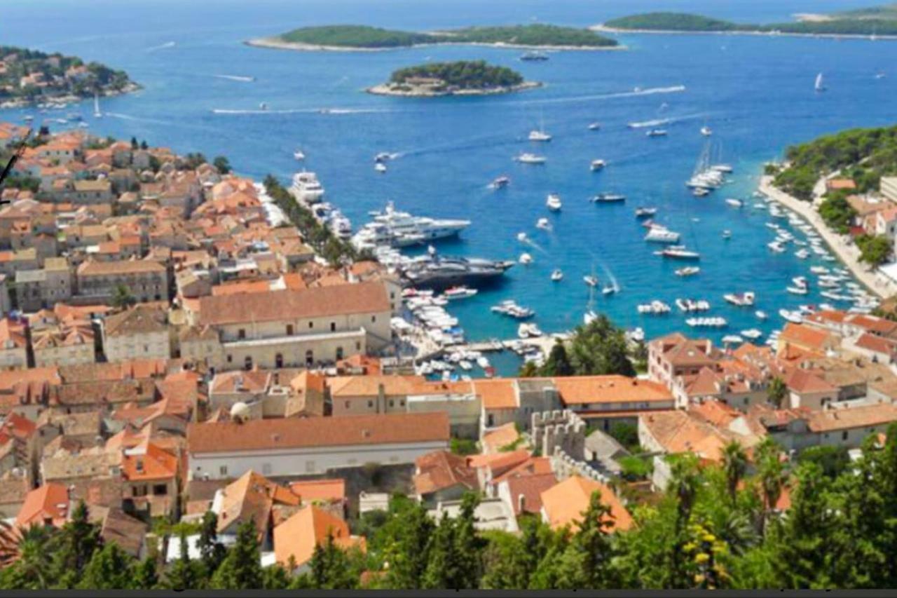 Hvar Old Dalmatian House Junior - Deck 3 Apartment Hvar Town